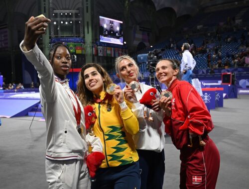 victory selfie parolympics paris 2024 3 hristina gkentzoy