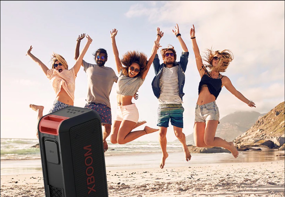 LG-PR-LG XBOOM XL7S: Το απόλυτο beach party gadget του καλοκαιριού! 2 LG XBOOM XL7S 1