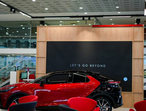 samsung expands partnership with toyota led signage2