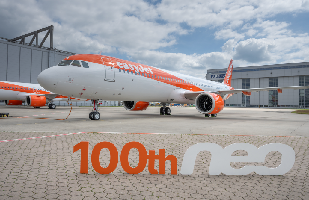easyjet 100