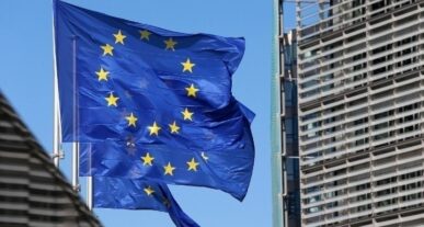 Κομισιόν: Υποχρεωτική σήμανση για περιεχόμενο που δημιουργείται με Τεχνητή Νοημοσύνη